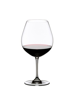 VINUL CASEI LA PAHAR ,  ROSU DEMISEC